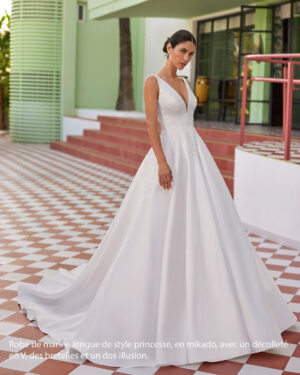 16 Luna Novias